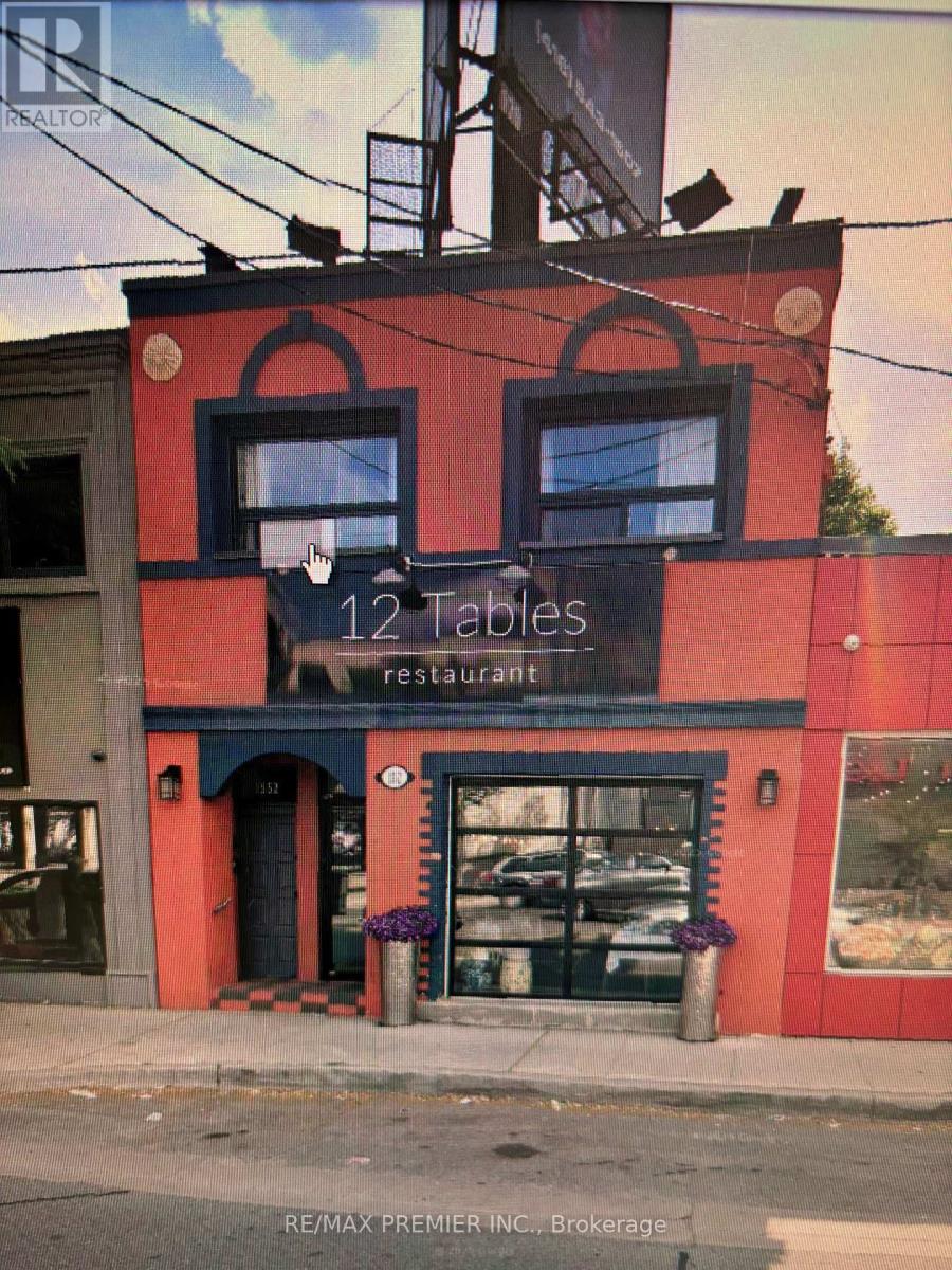 B – 1552 AVENUE ROAD