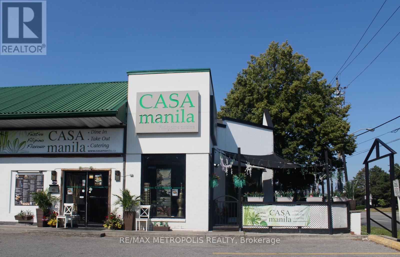 1 – 879 YORK MILLS ROAD