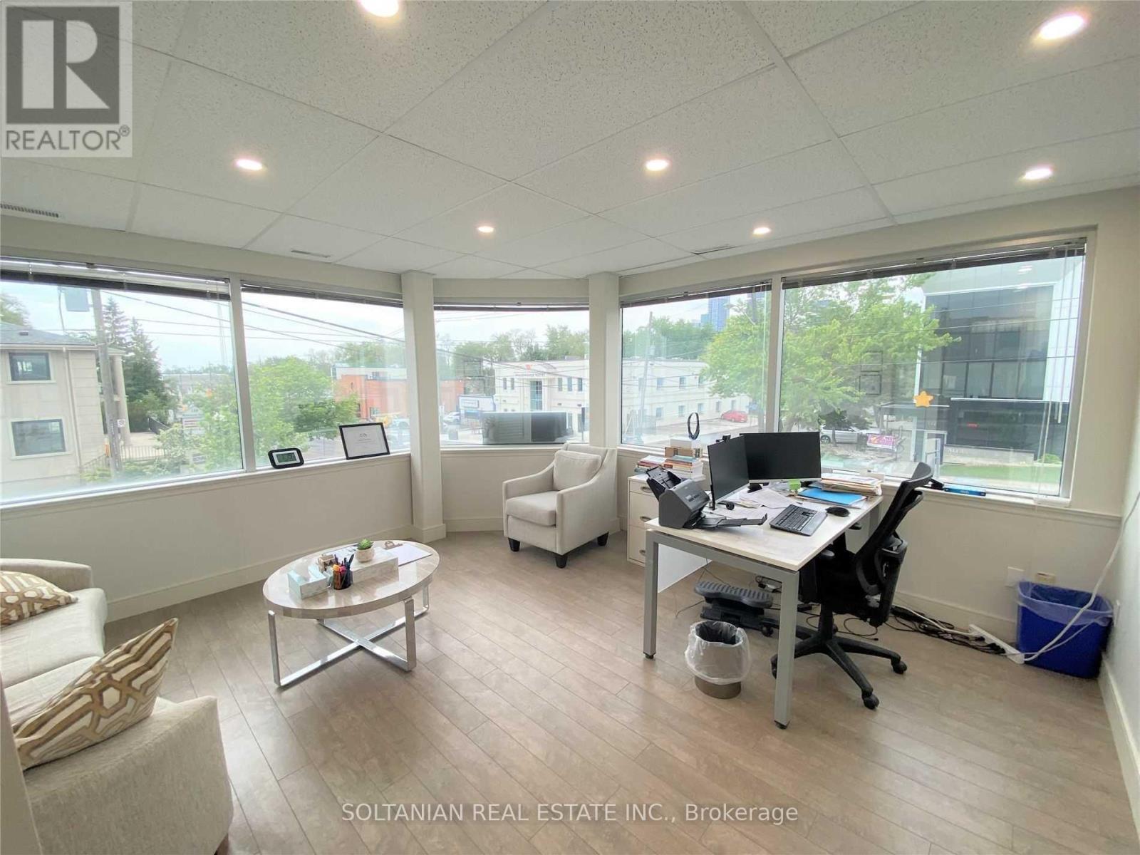 201 – 175 WILLOWDALE AVENUE