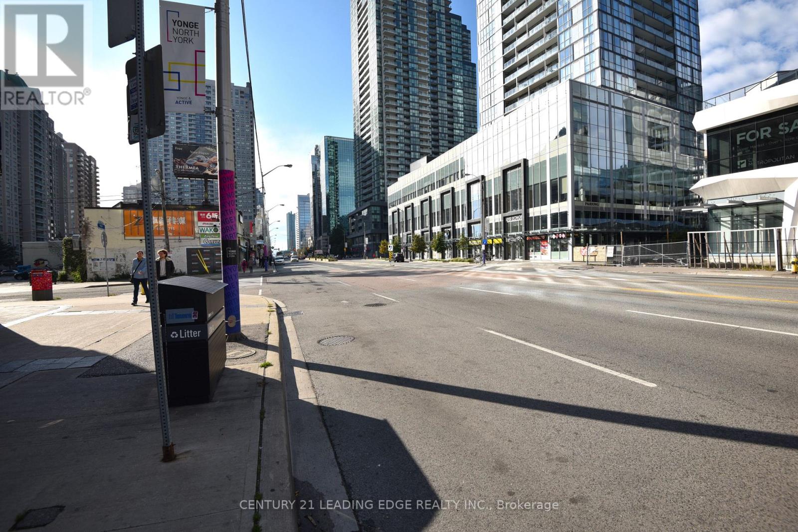3 – 5225 YONGE STREET