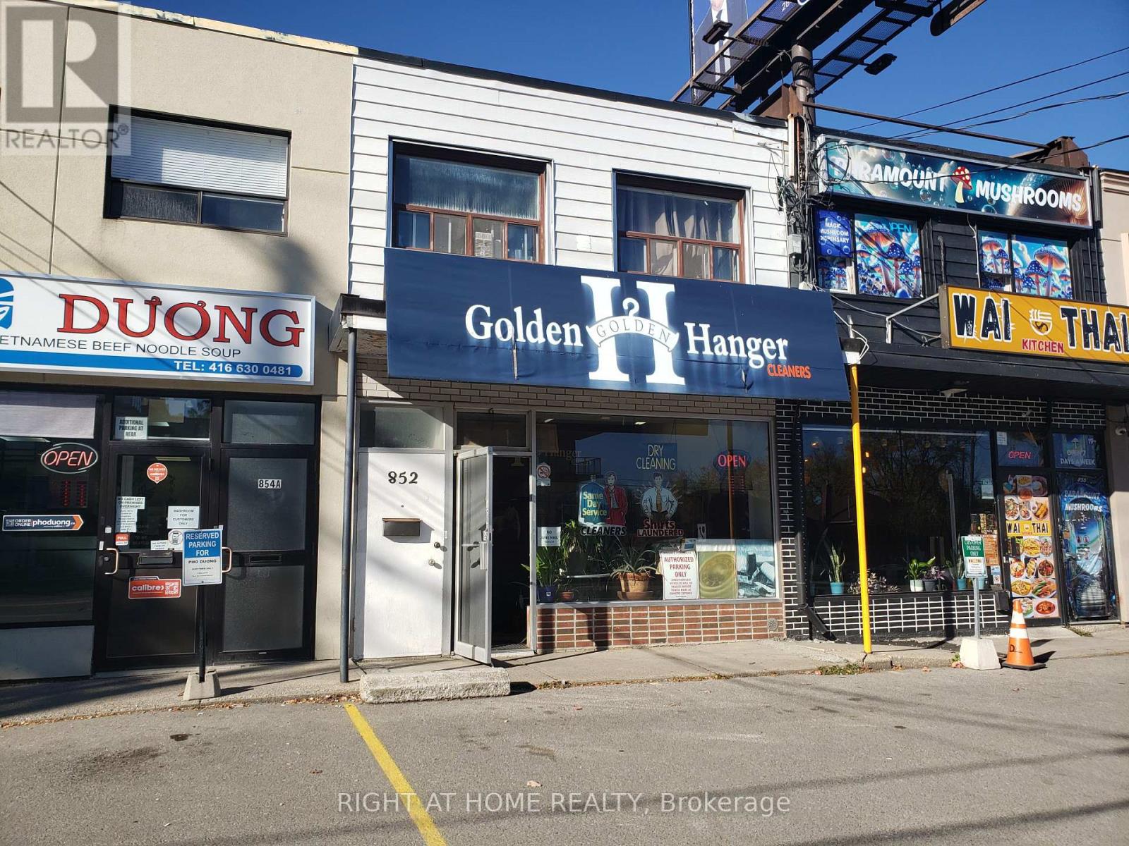 852 SHEPPARD AVENUE W