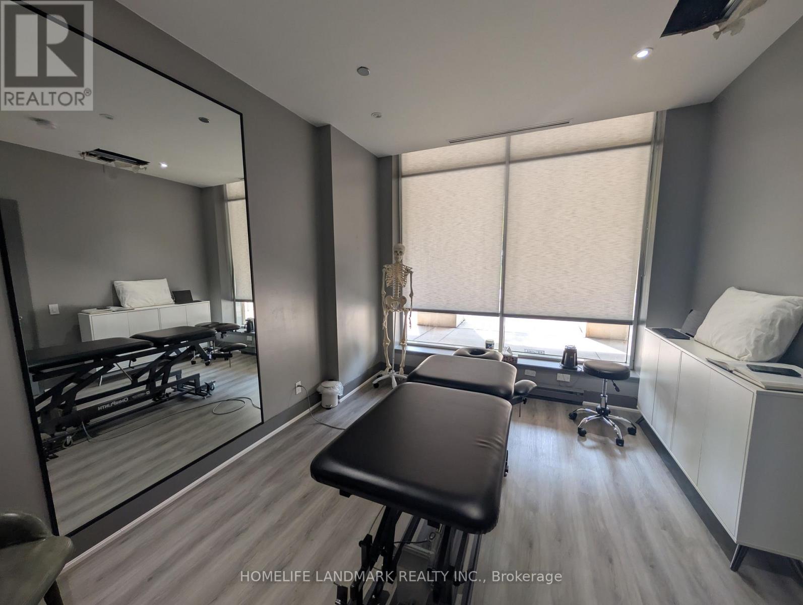 510 QUEENS QUAY W