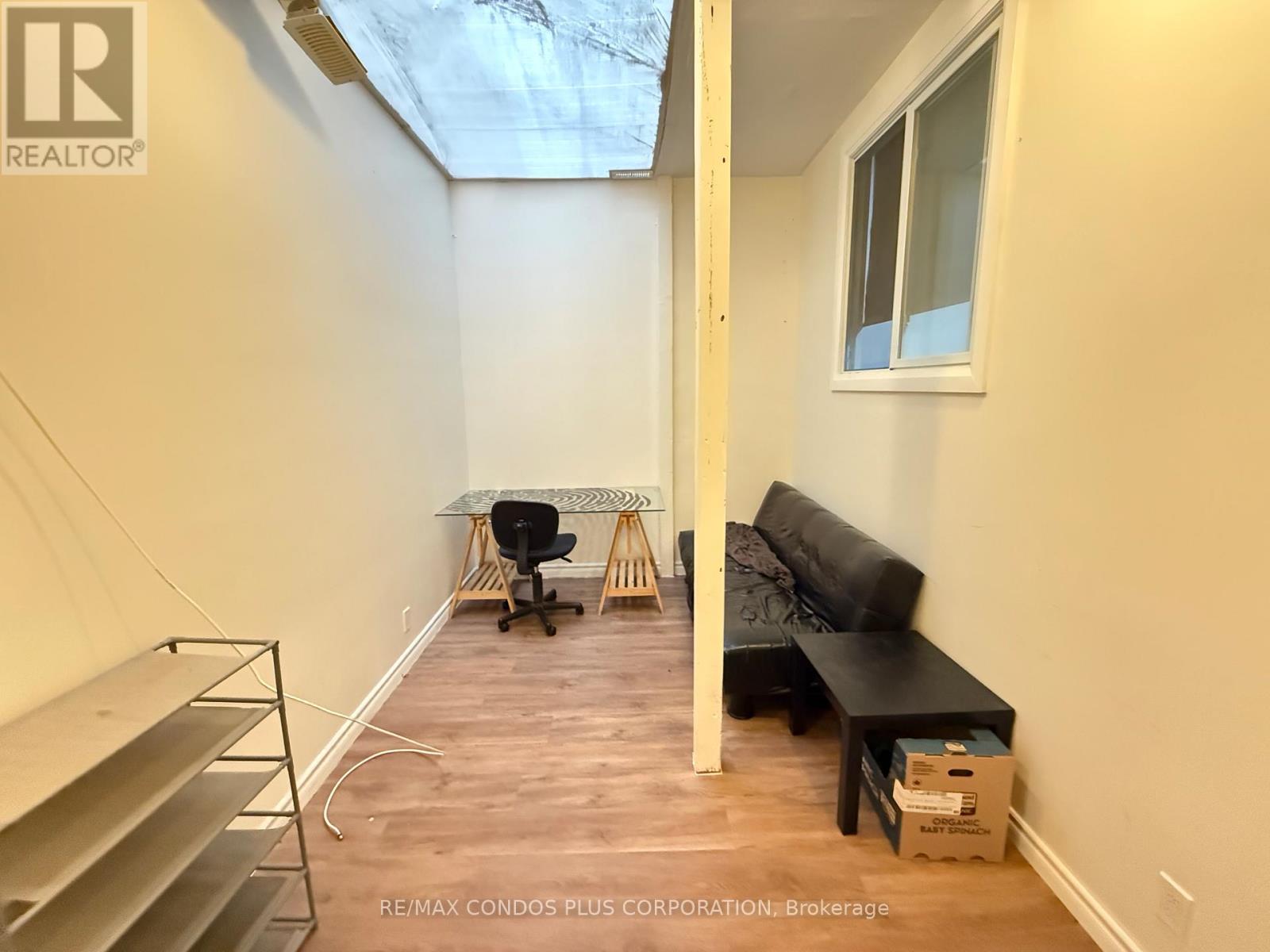 3 – 567 YONGE STREET