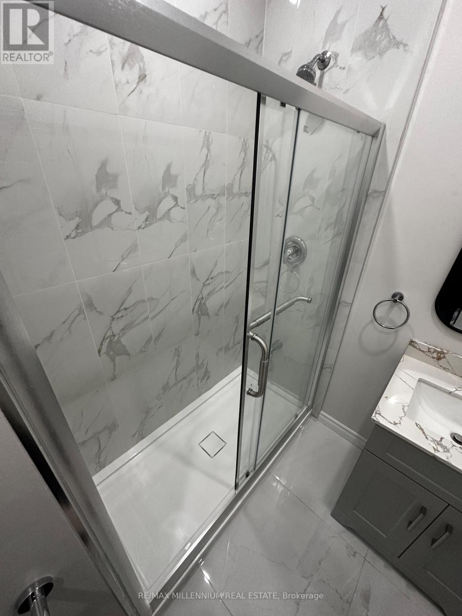 APT 2 – 25 HOWARD STREET