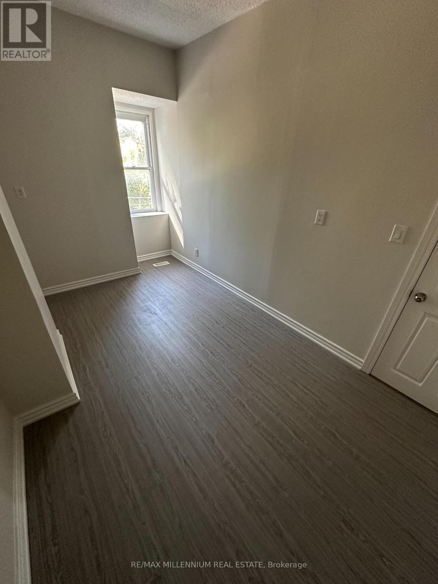 APT 2 – 25 HOWARD STREET