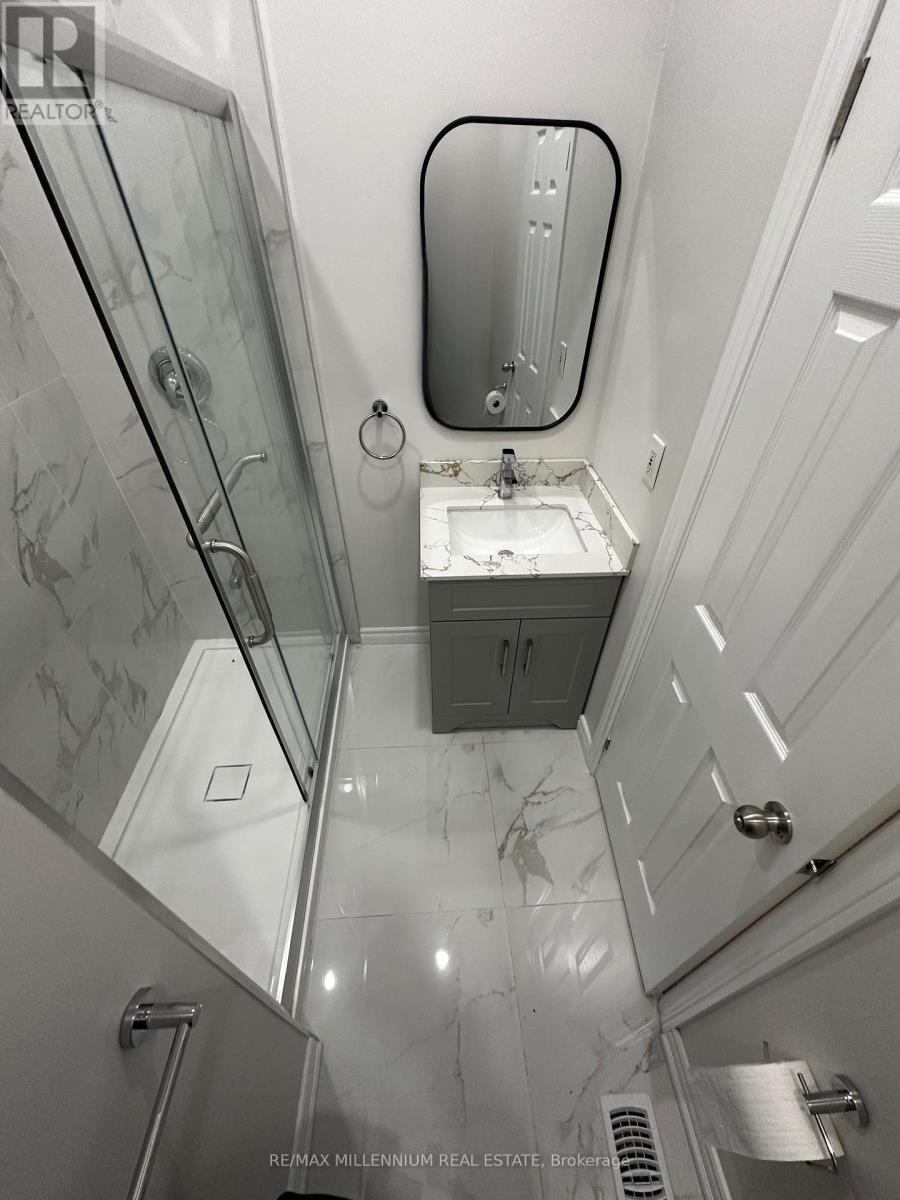 APT 2 – 25 HOWARD STREET