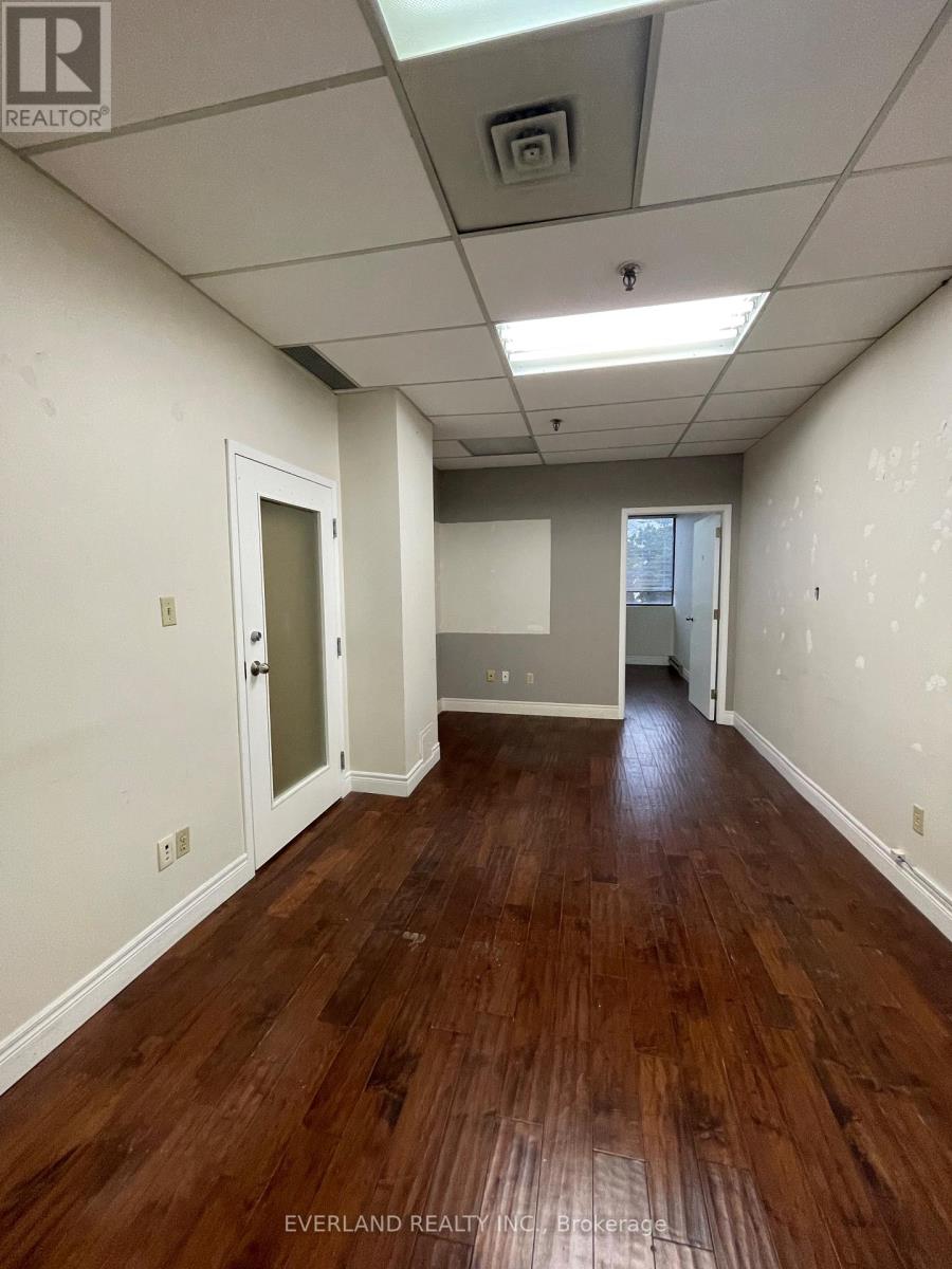221-222 – 3447 KENNEDY ROAD
