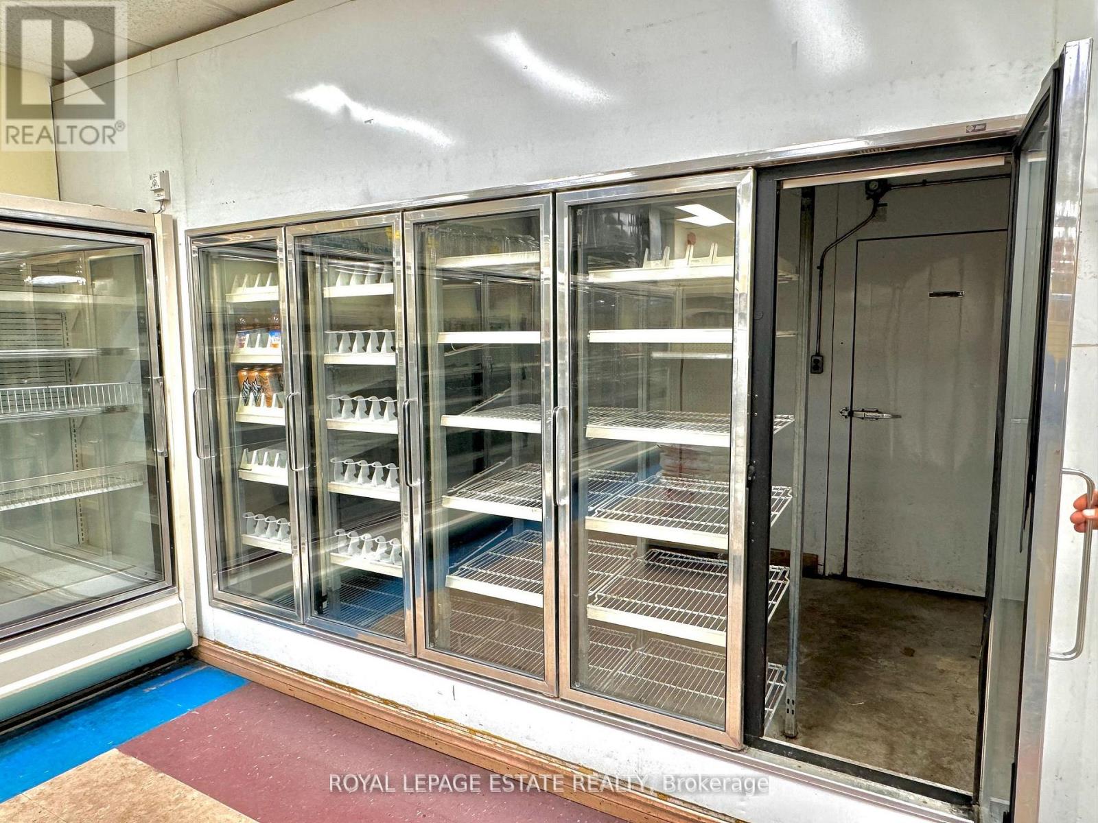 1449 GERRARD STREET E