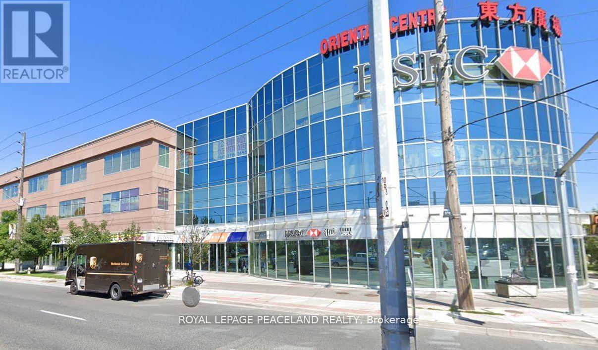389/395 – 4438 SHEPPARD AVENUE E