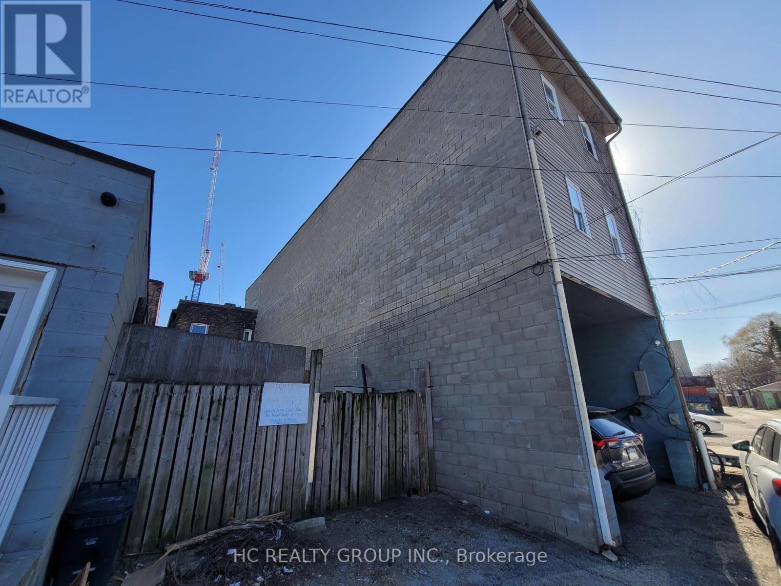 2766 DANFORTH AVENUE