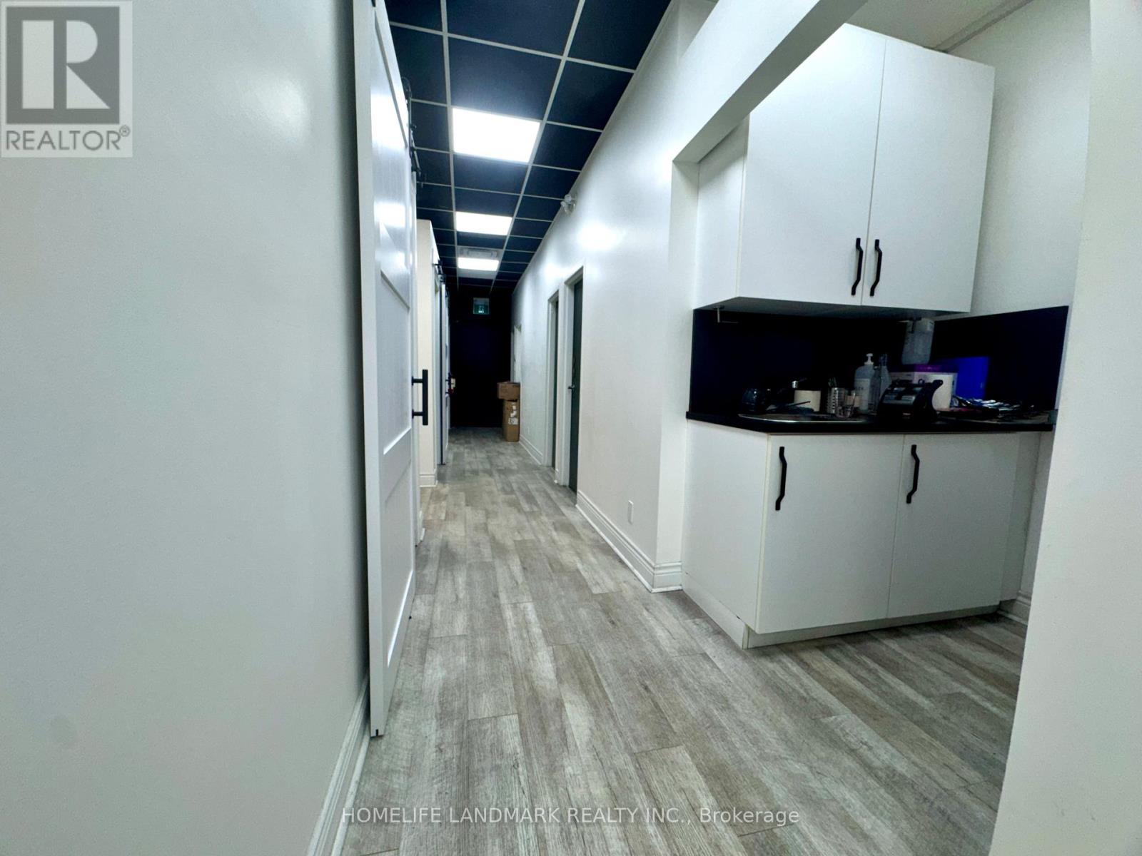 GROUND UNIT – 373 BROADVIEW AVENUE