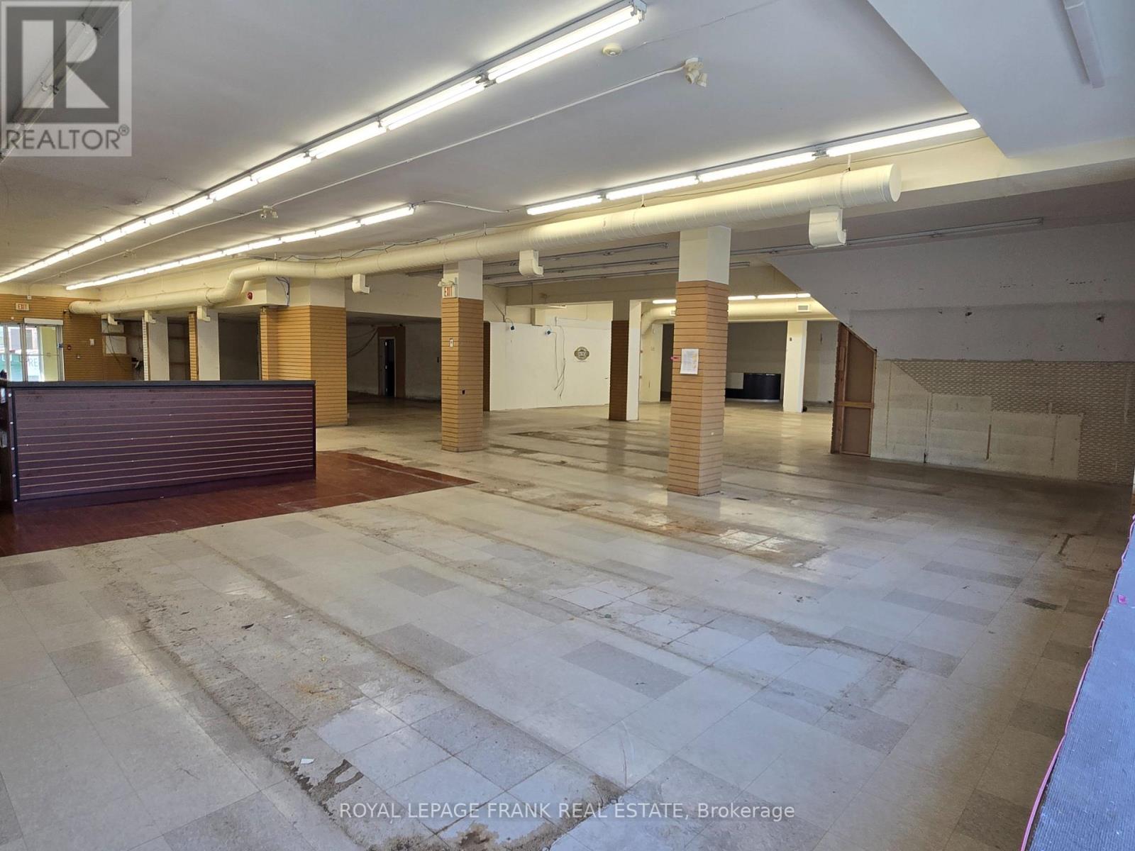 B – 15 KING AVENUE W