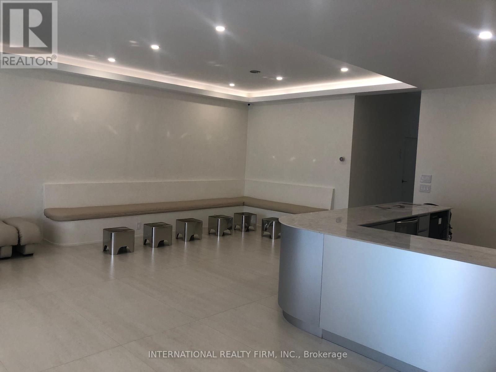 1517-19 O CONNOR DRIVE