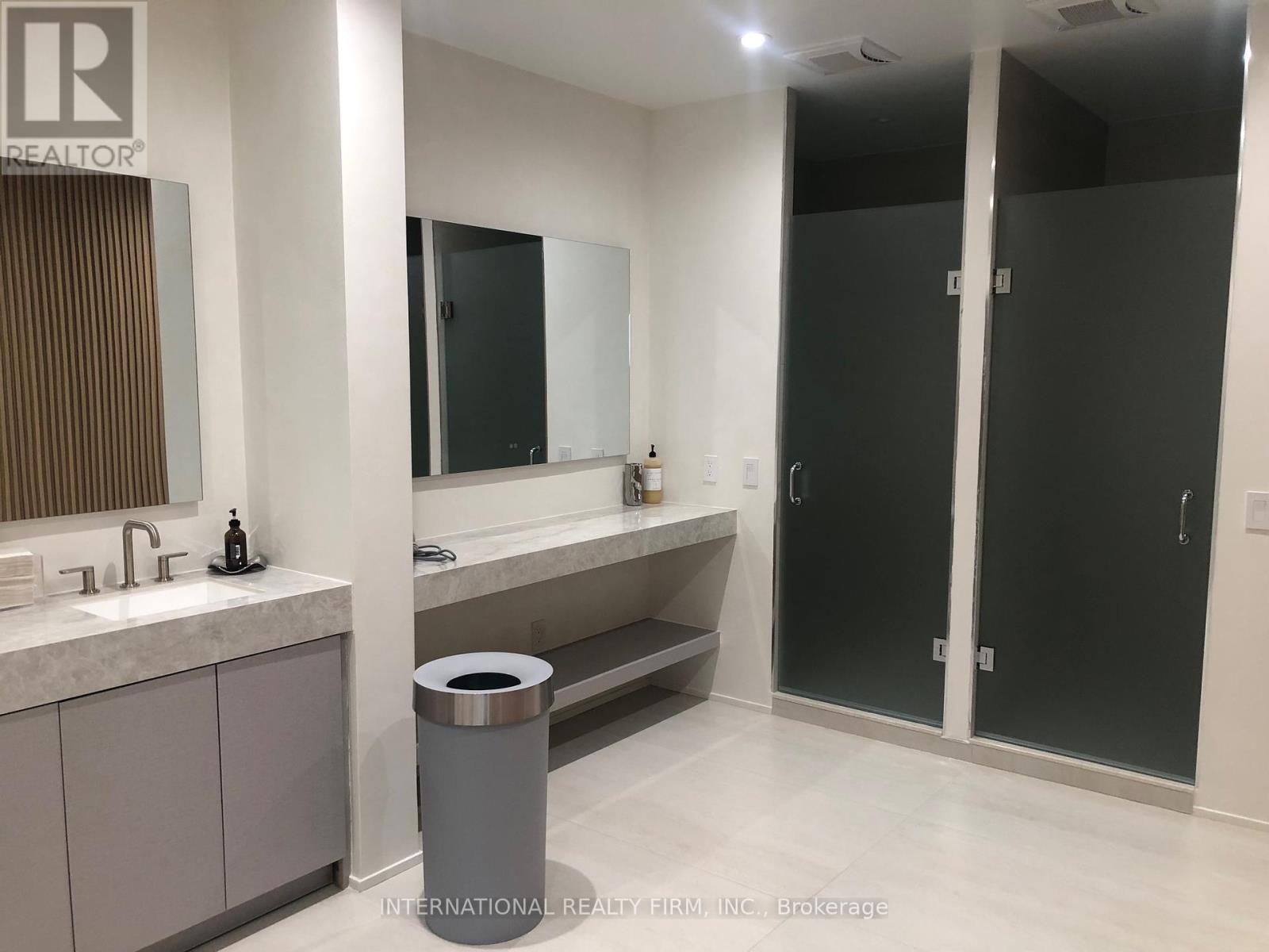 1517-19 O CONNOR DRIVE