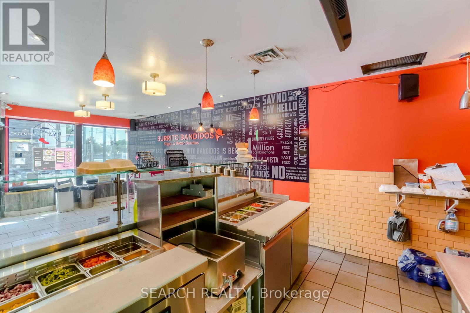 1614 QUEEN STREET E