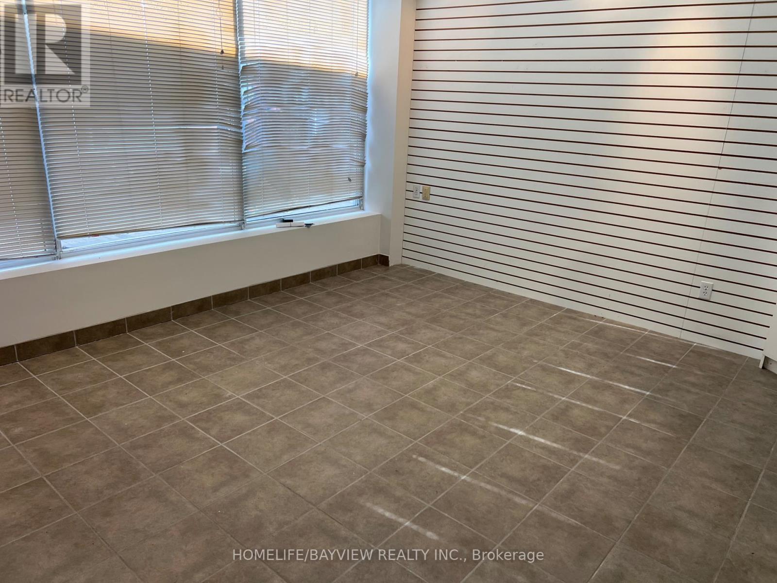 2 – 4465 SHEPPARD AVENUE E