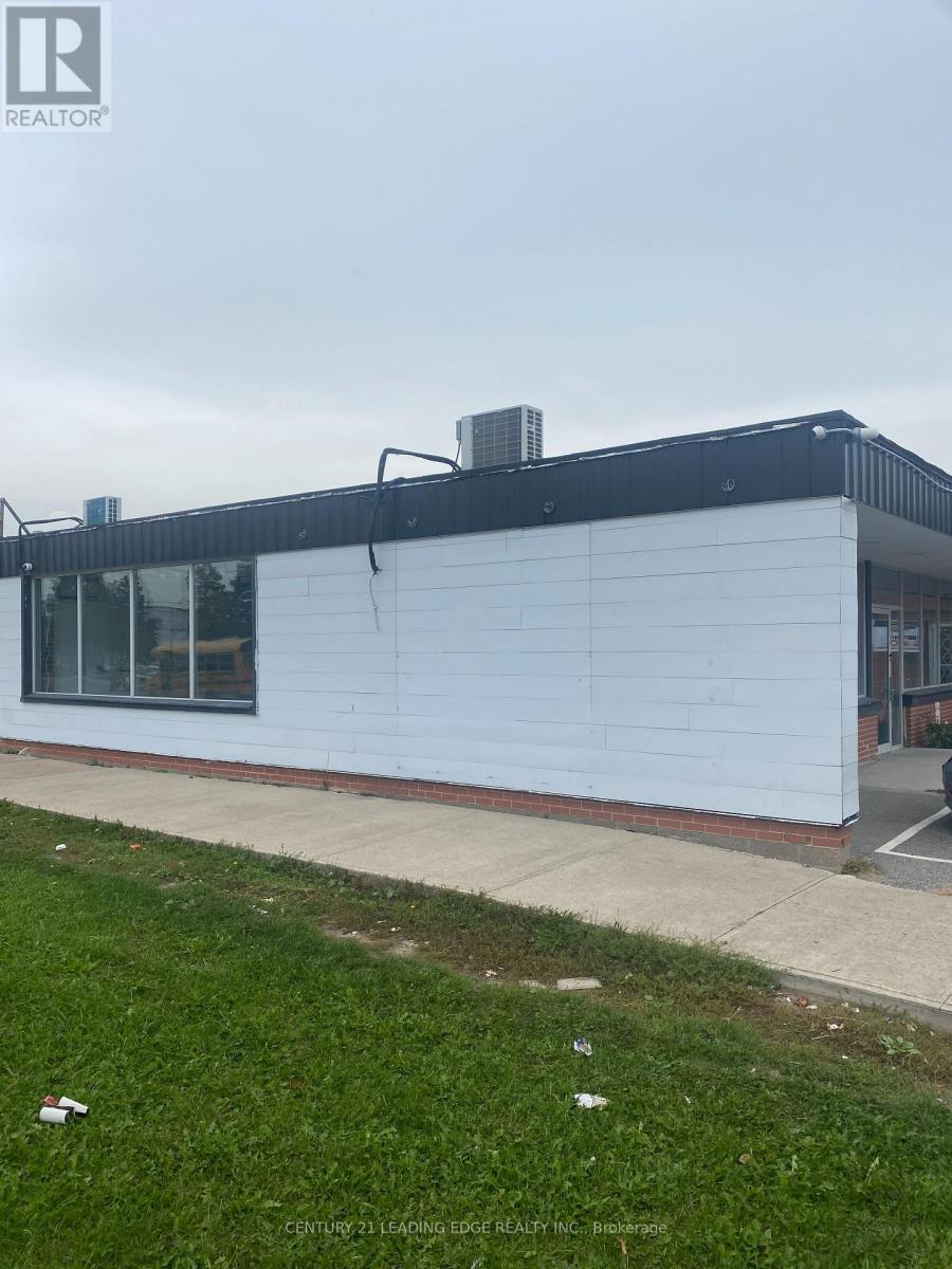 1 – 787 WARDEN AVENUE
