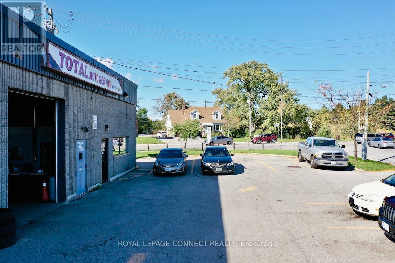 1 – 518 CENTENNIAL ROAD N