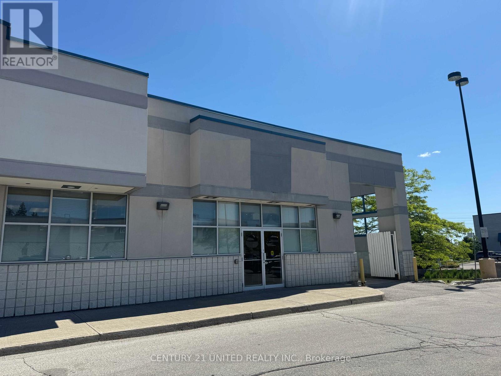 D2002 – 851 MILNER AVENUE