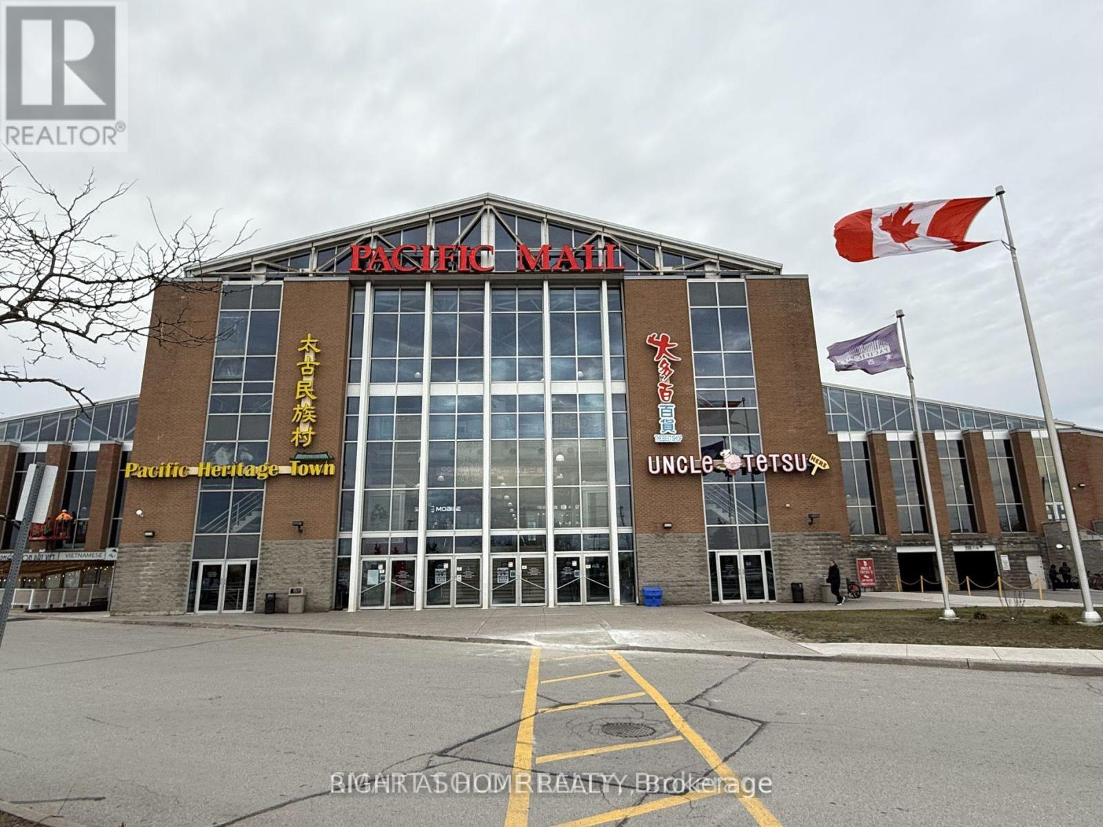 E50 – 4300 STEELES AVENUE E
