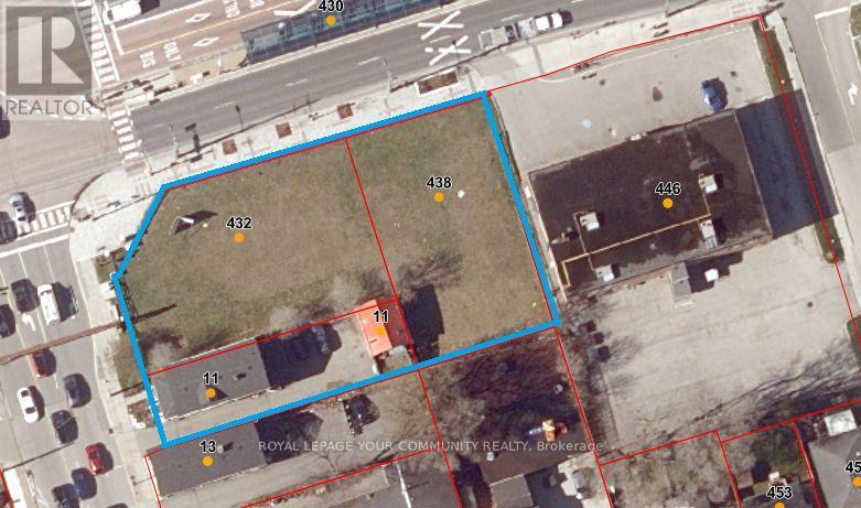 11 MAIN ST (432/438 DAVIS) E