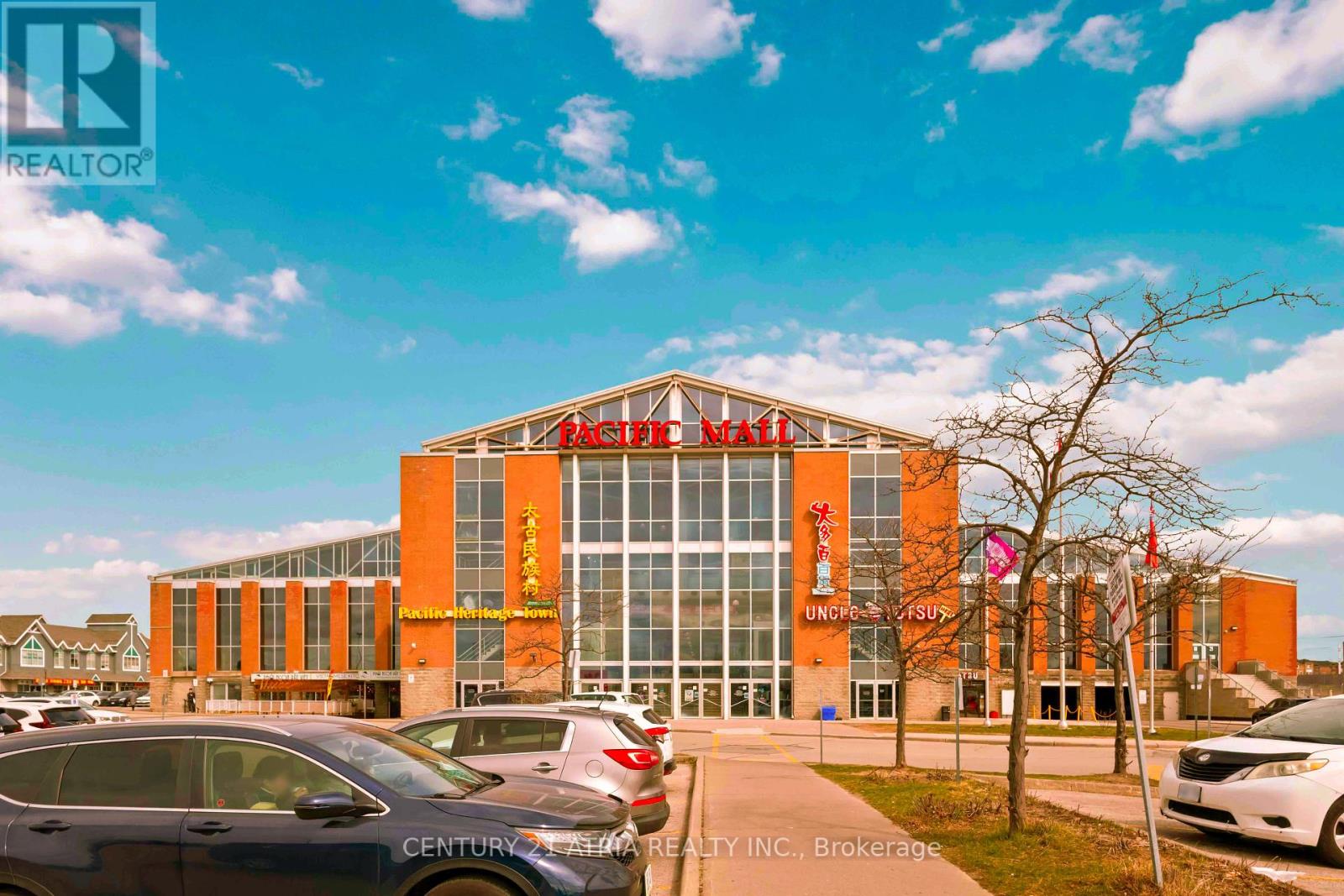 F*28 – 4300 STEELES AVENUE E