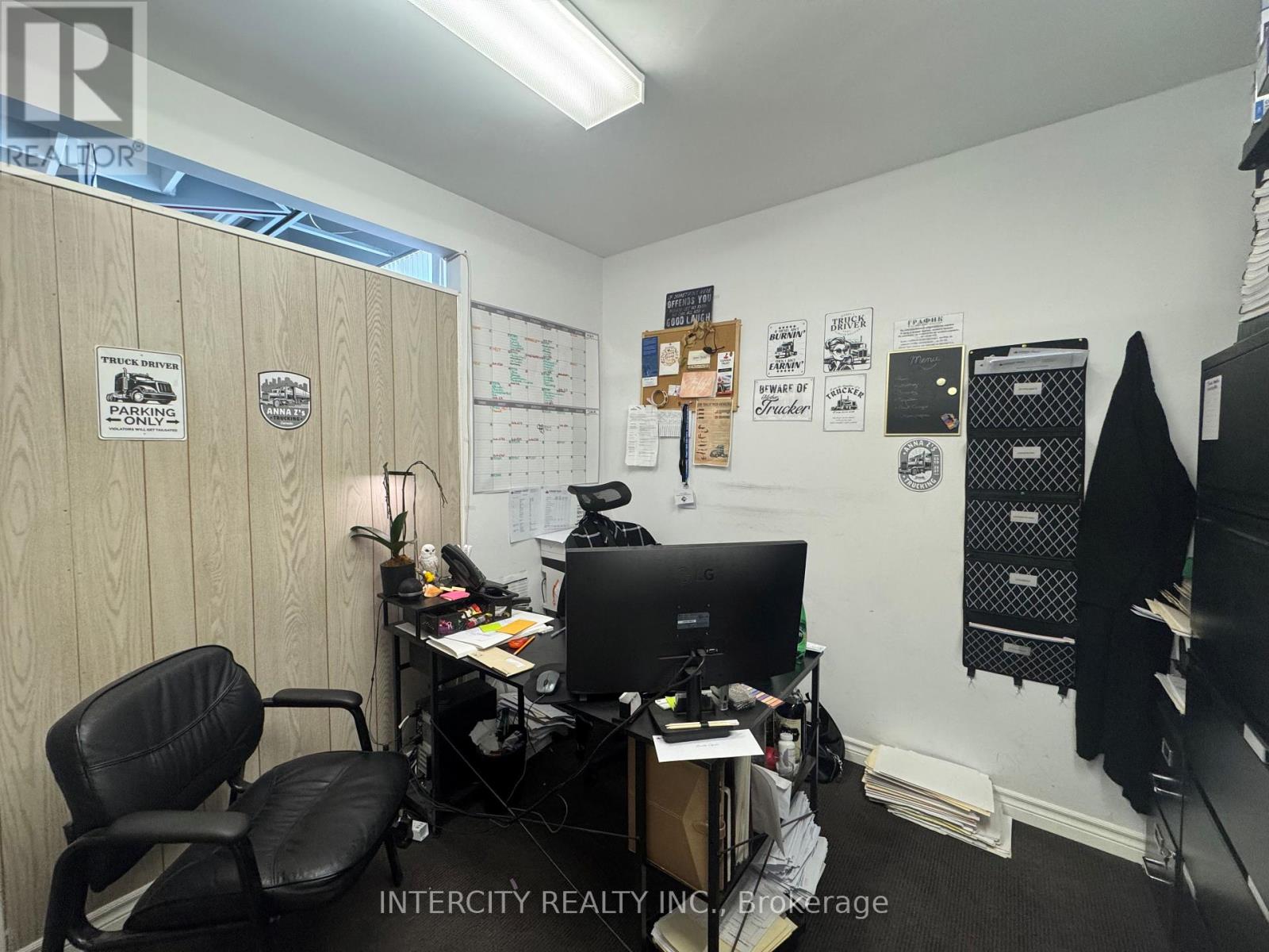 102 – 2100 STEELES AVENUE W