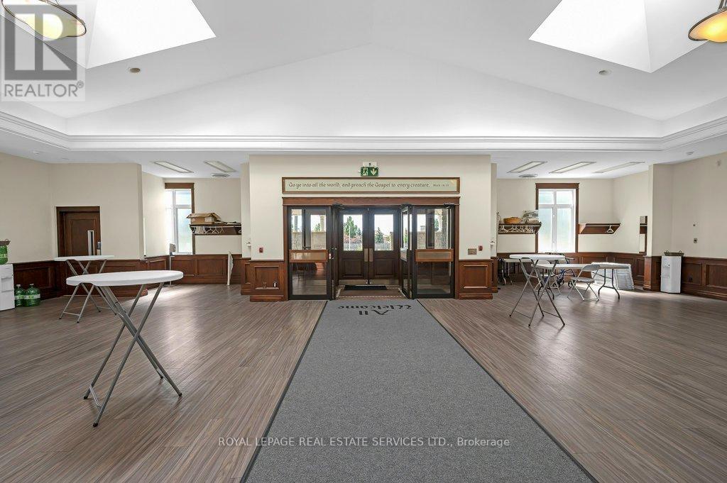 1350 LANGSTAFF ROAD