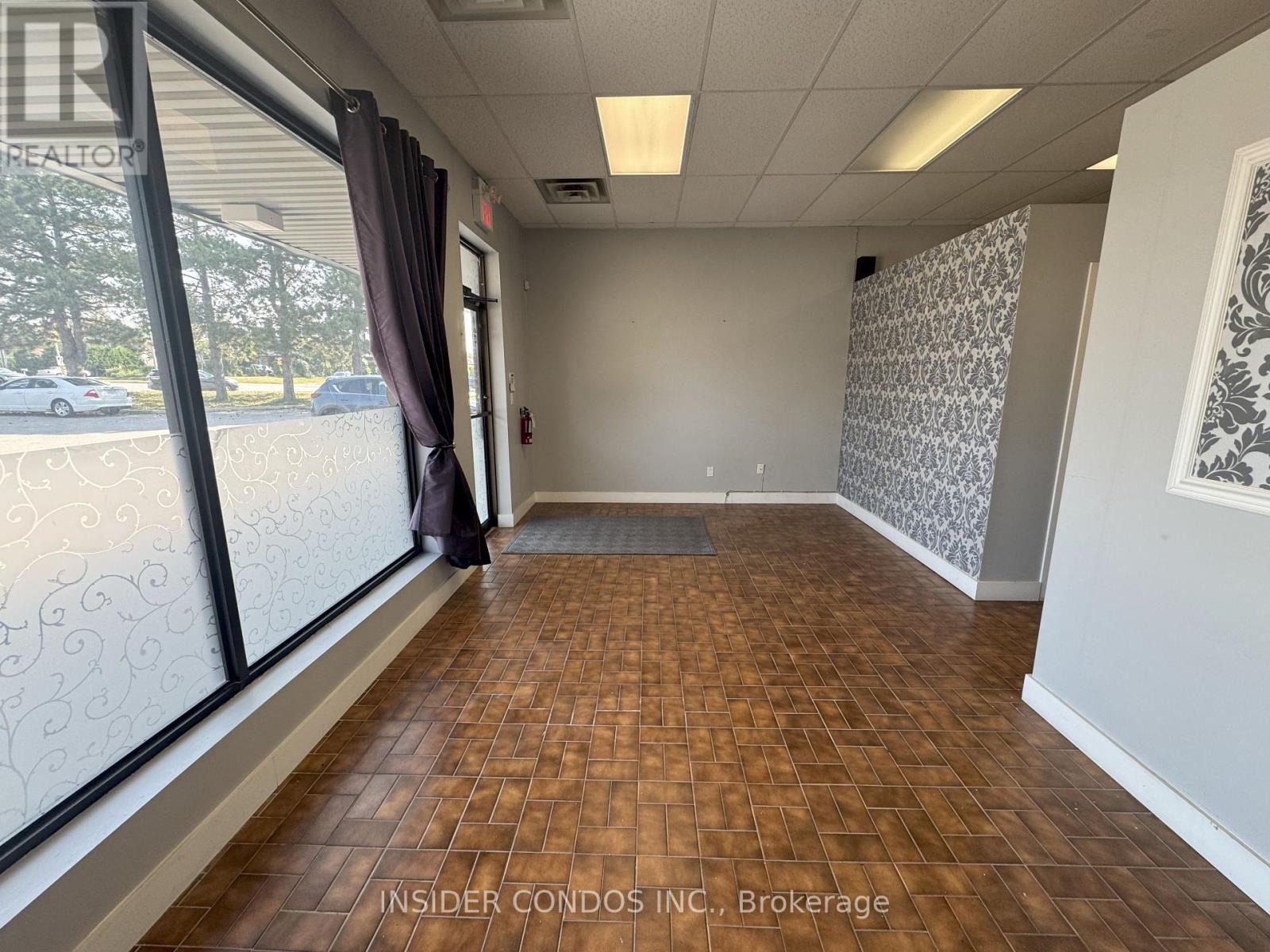 B – 15 WILLIS ROAD