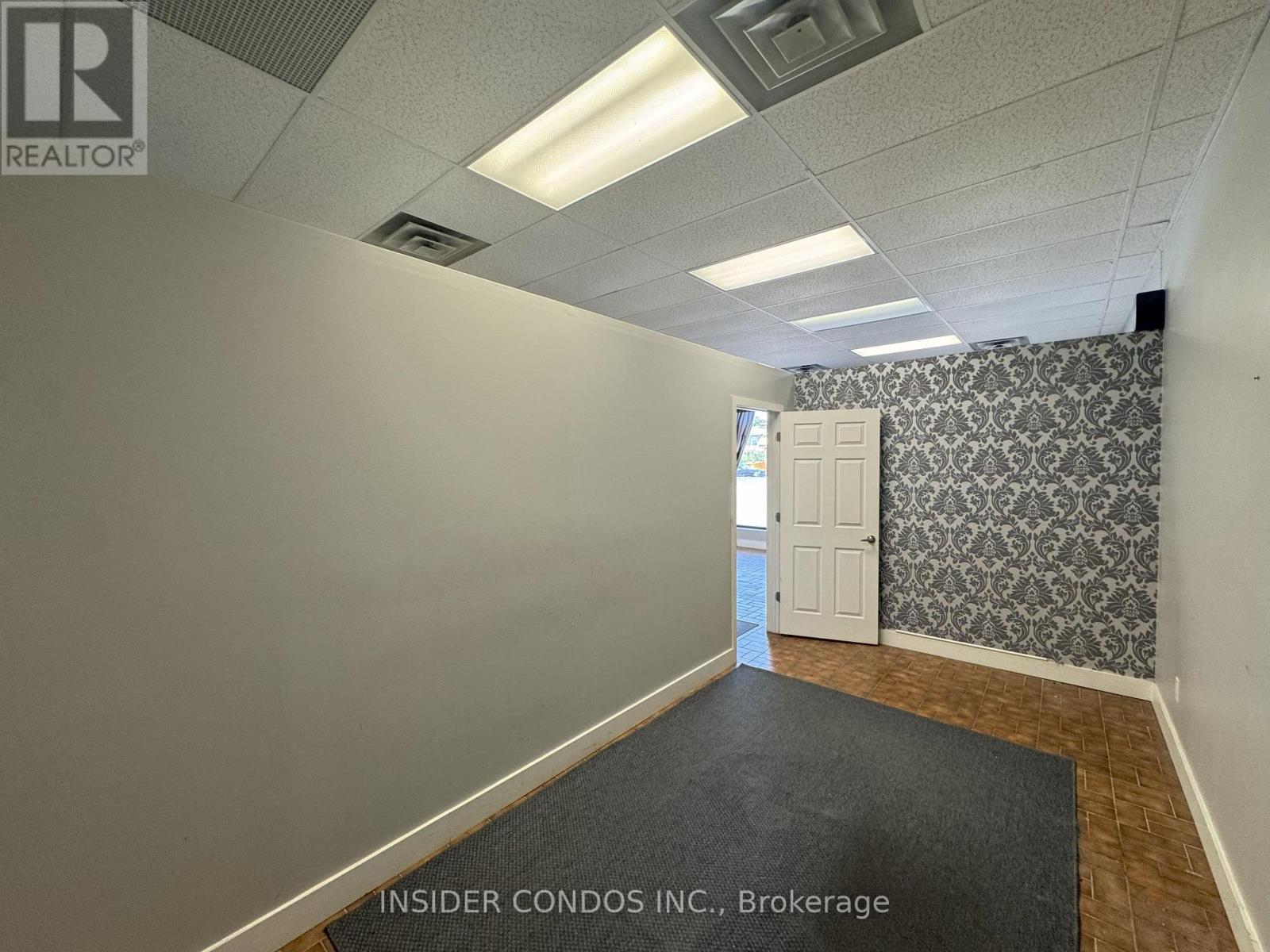 B – 15 WILLIS ROAD