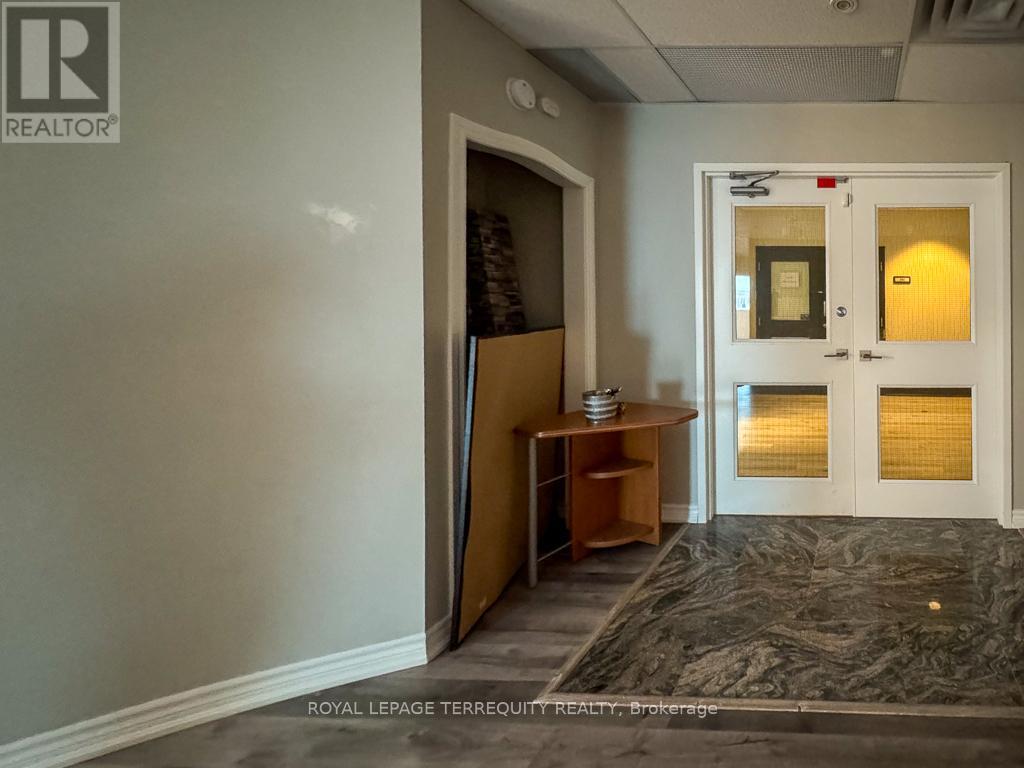 201 – 5402 MAIN STREET