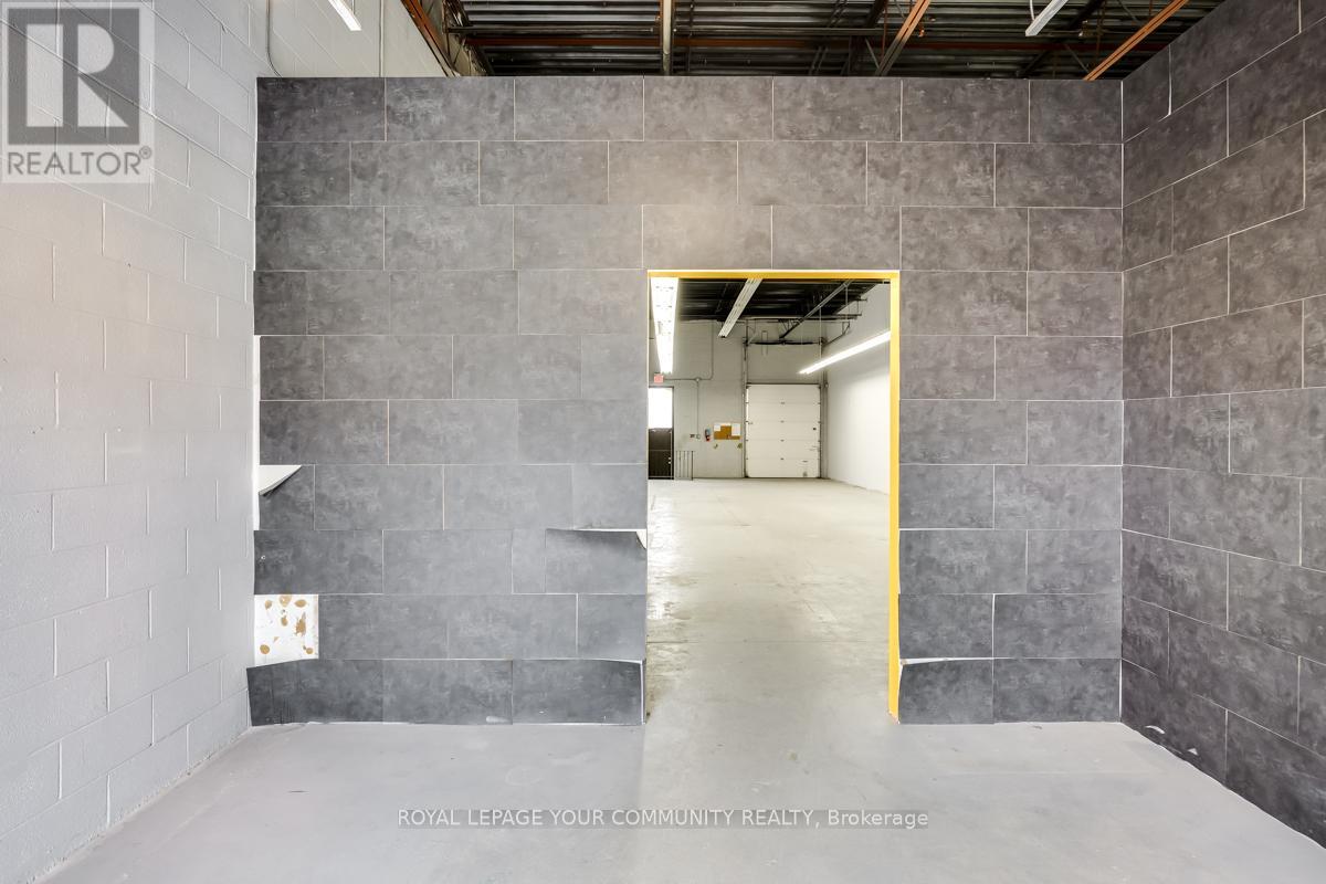 4 – 255 INDUSTRIAL PARKWAY S