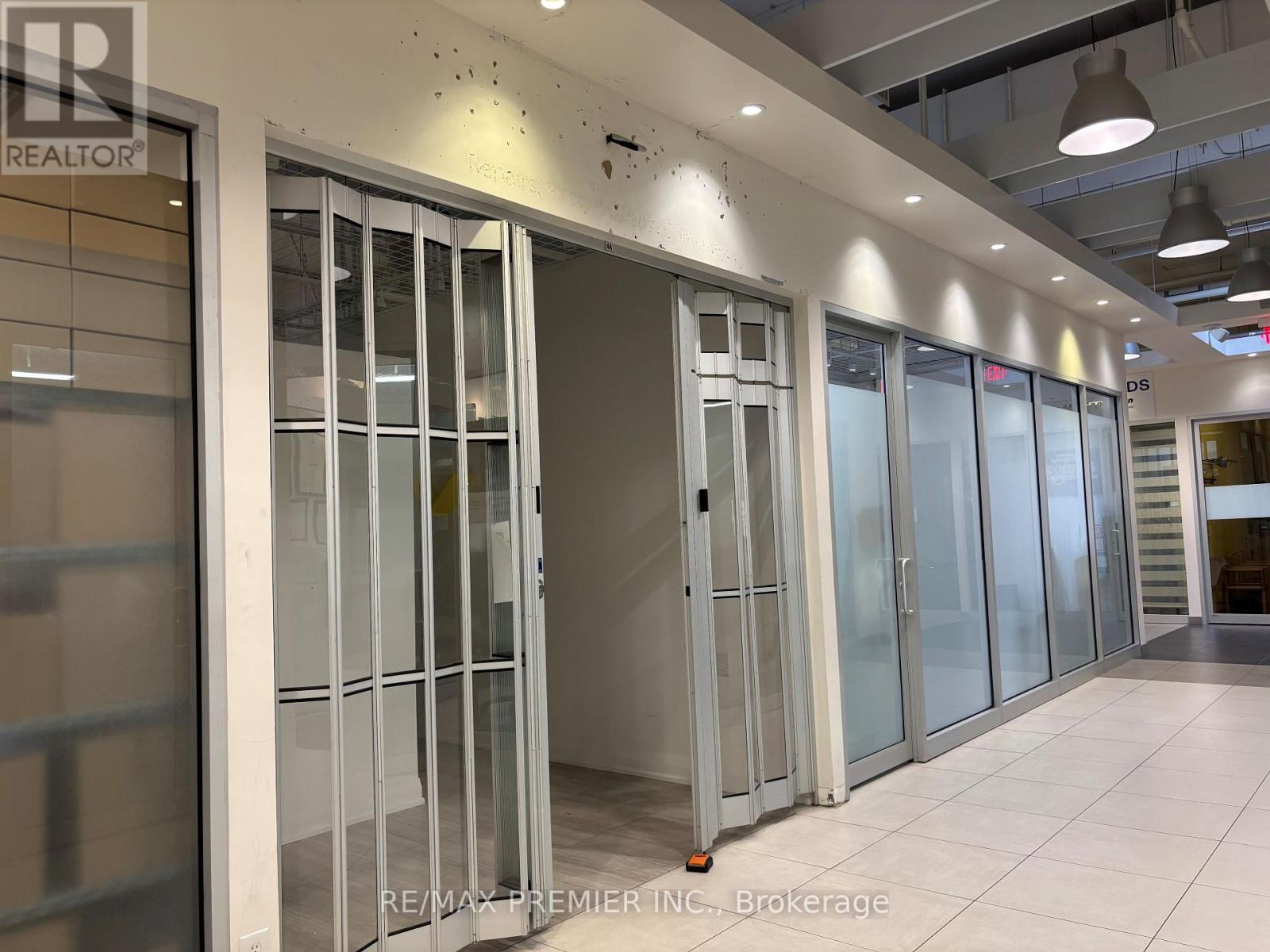 44 – 7181 YONGE STREET