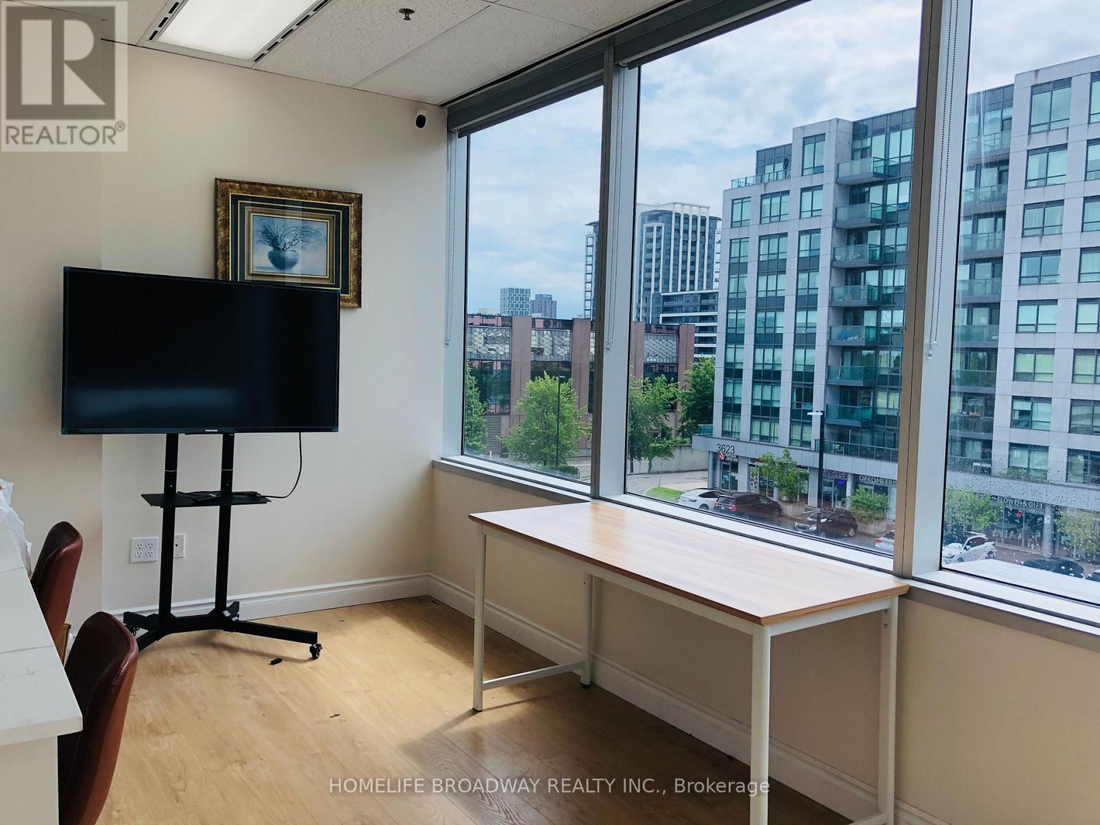 312 – 3621 HIGHWAY 7 AVENUE E