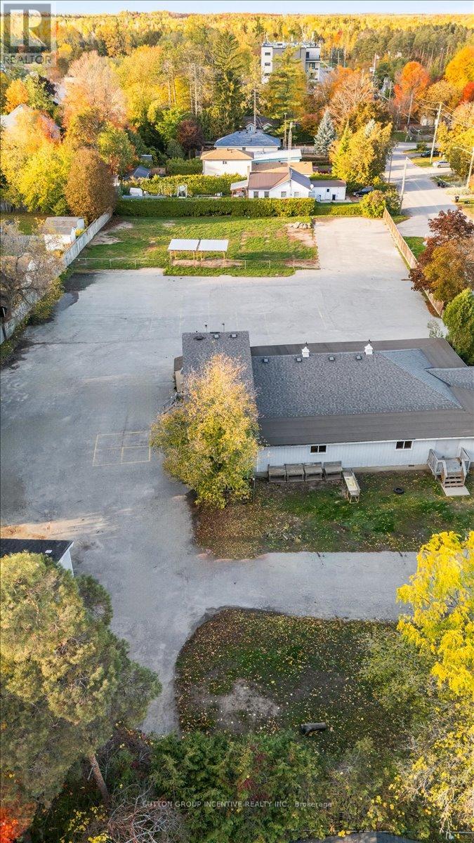2044 25 SIDE ROAD