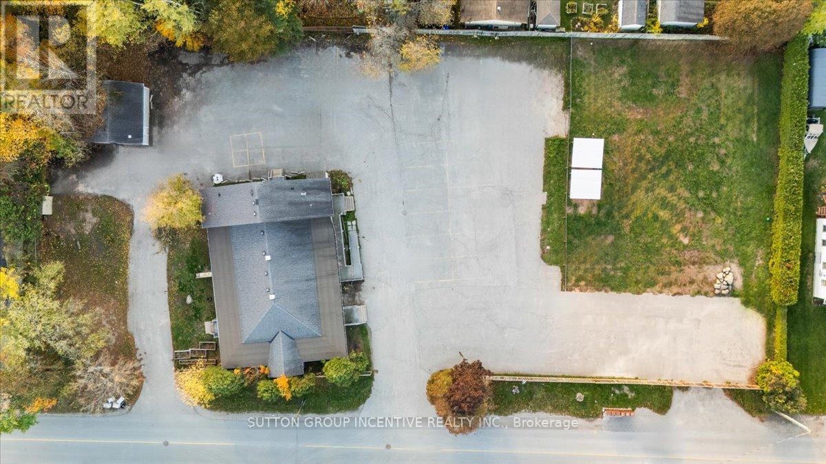 2044 25 SIDE ROAD