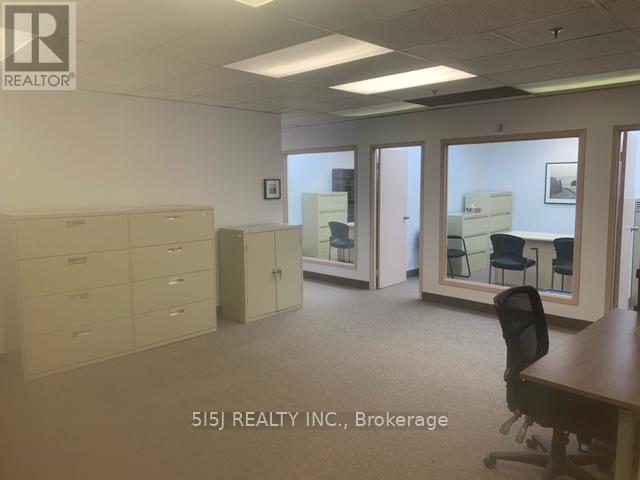 205 – 9120 LESLIE STREET W
