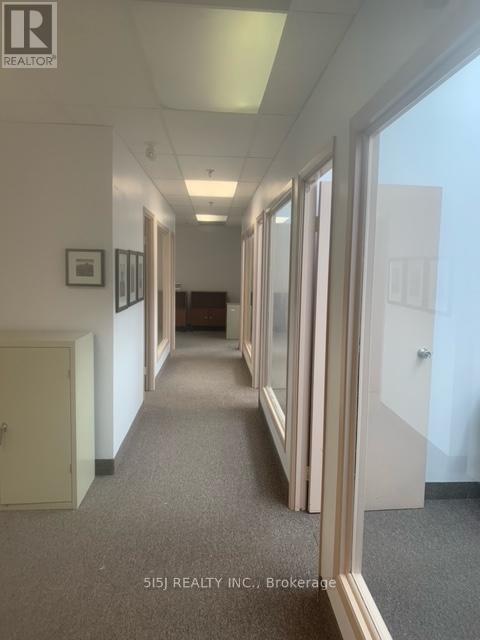 205 – 9120 LESLIE STREET W