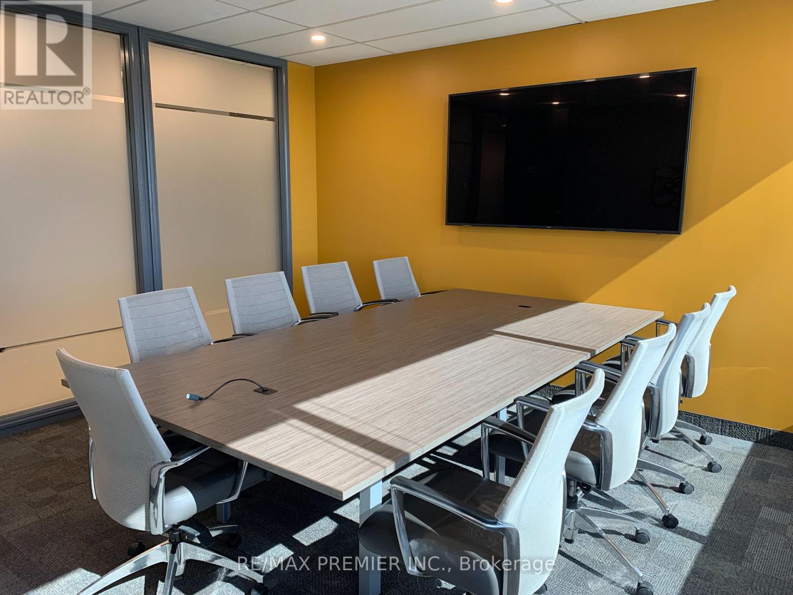 600-12 – 3300 HIGHWAY 7 DRIVE W