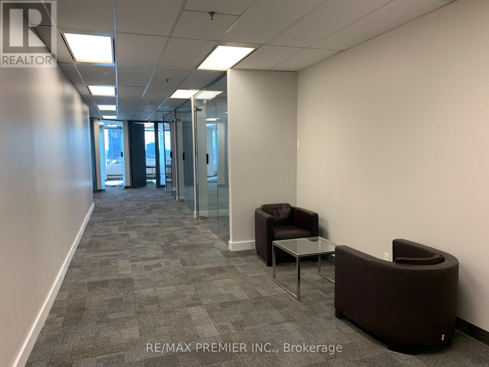 600-12 – 3300 HIGHWAY 7 DRIVE W