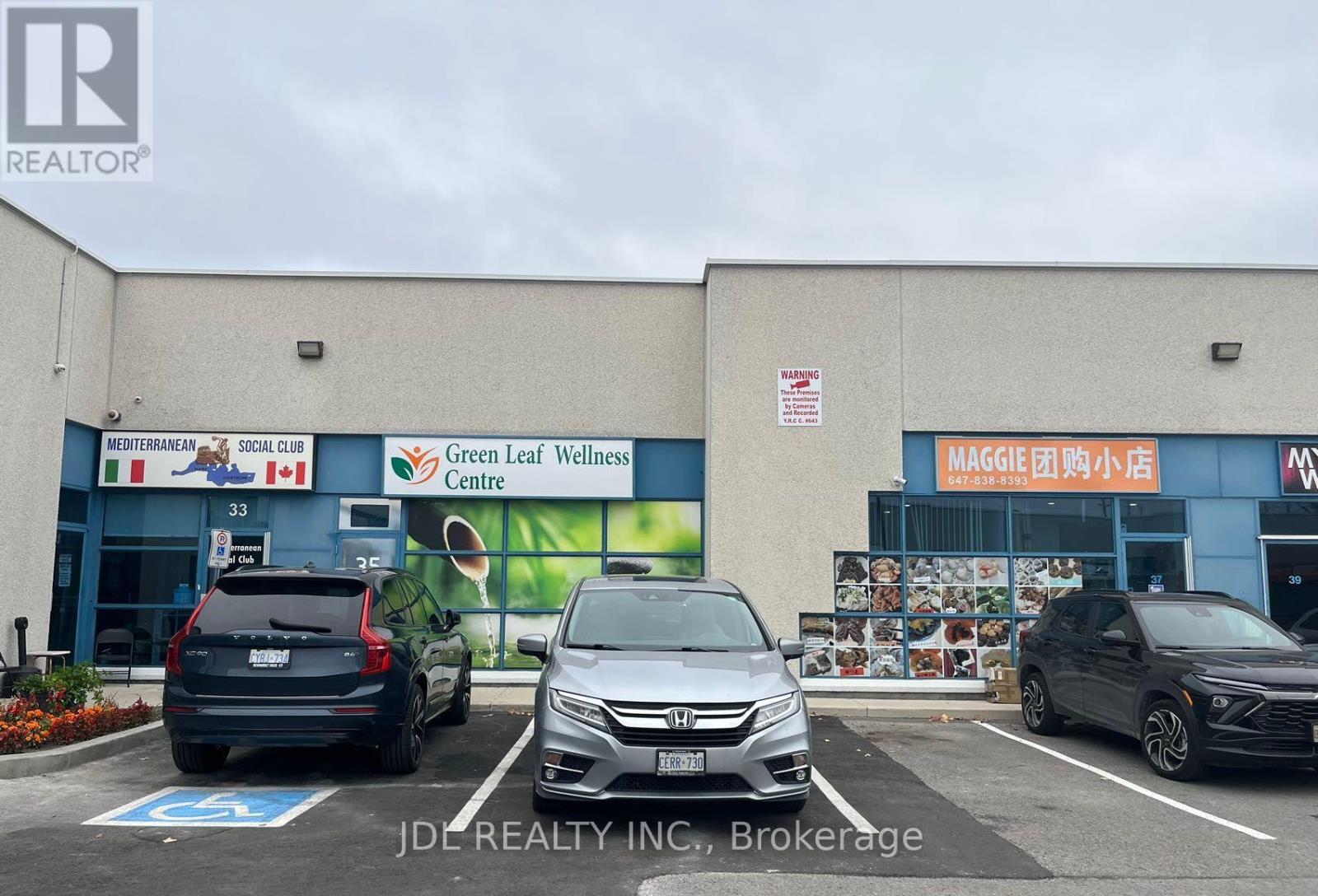 35 – 7725 BIRCHMOUNT ROAD