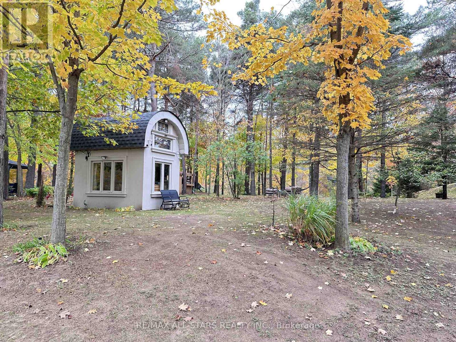 26 CRANBORNE CHASE