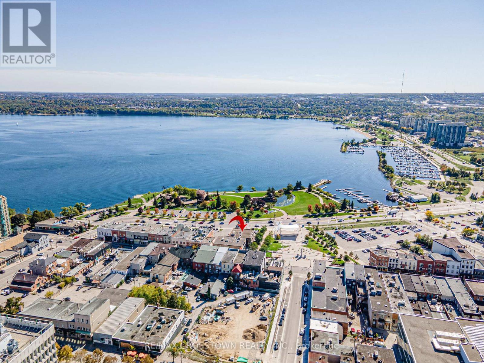 UNIT 102 – 89 DUNLOP STREET E