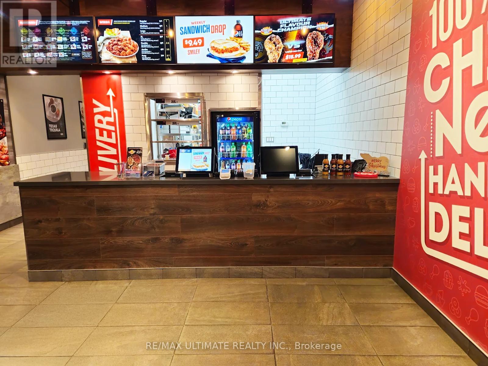 279 YONGE STREET