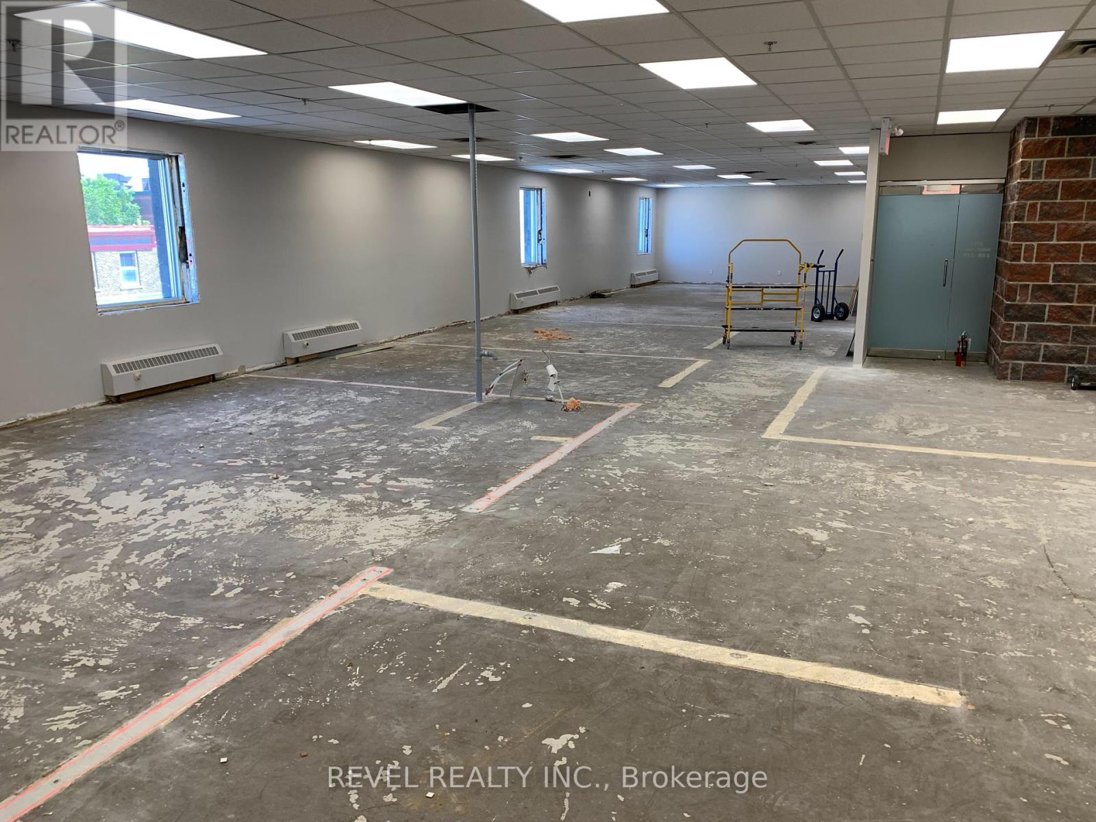 2 & 3 – 70 CEDAR STREET S