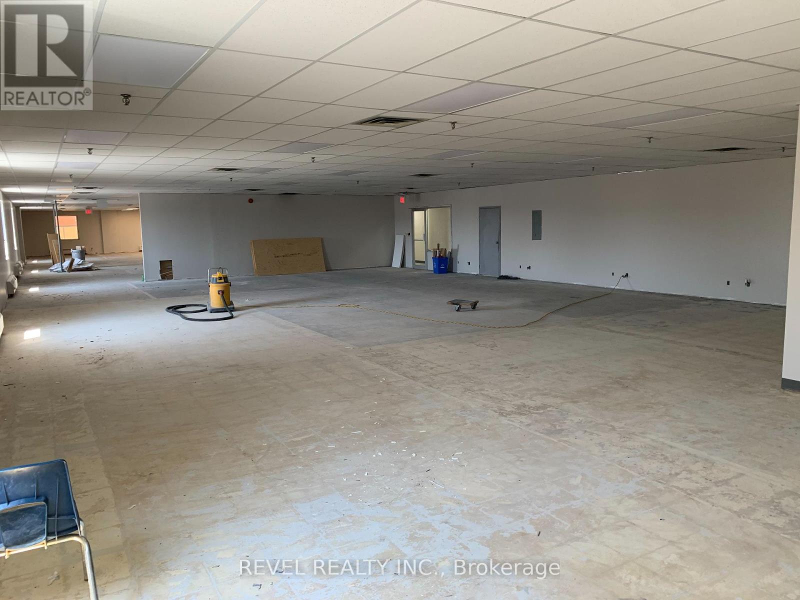 2 & 3 – 70 CEDAR STREET S