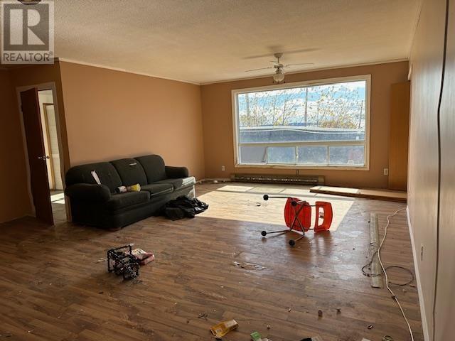 33 & 35 Simcoe Plaza