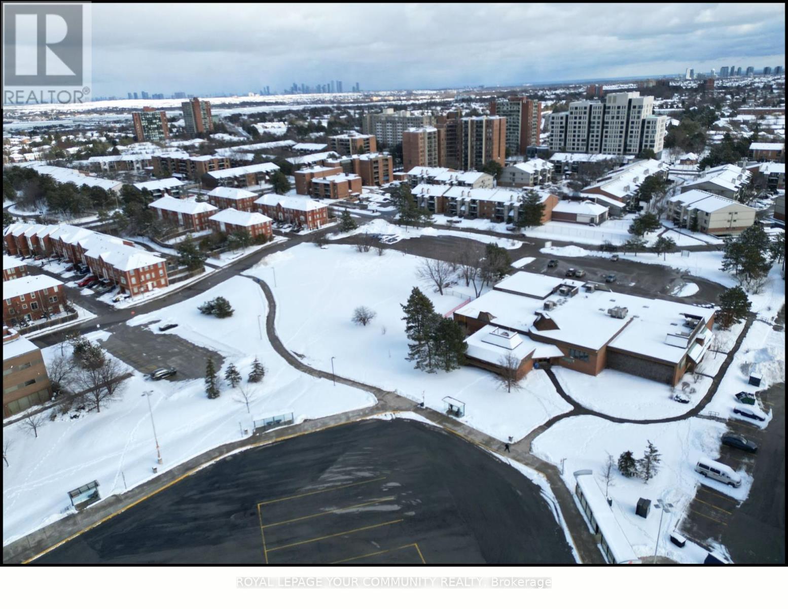 6945 MEADOWVALE TOWN CENTRE CIRCLE