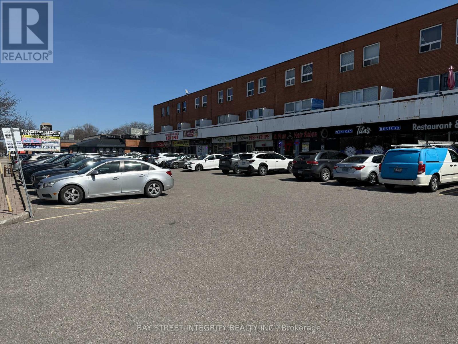 1850 LAKESHORE ROAD W