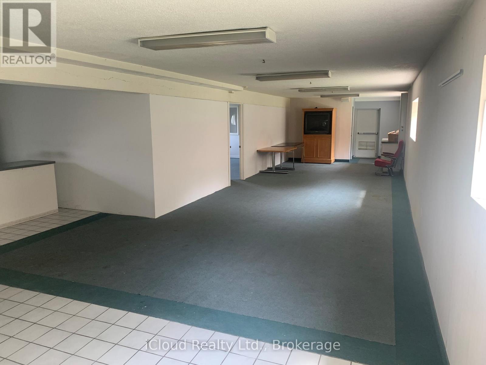 1649 CREDITON PARKWAY